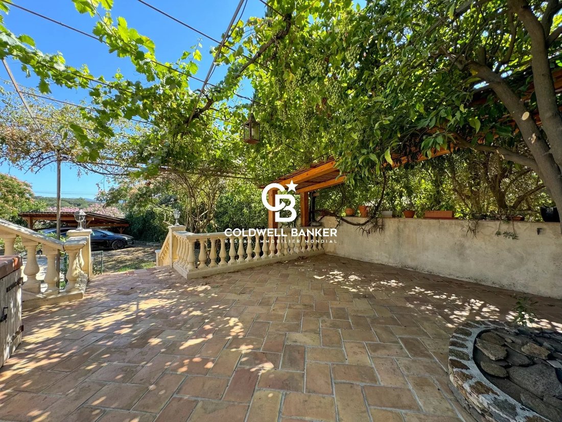 Stone House In The Heart Of A In Grimaud, Provence Alpes Côte D'azur