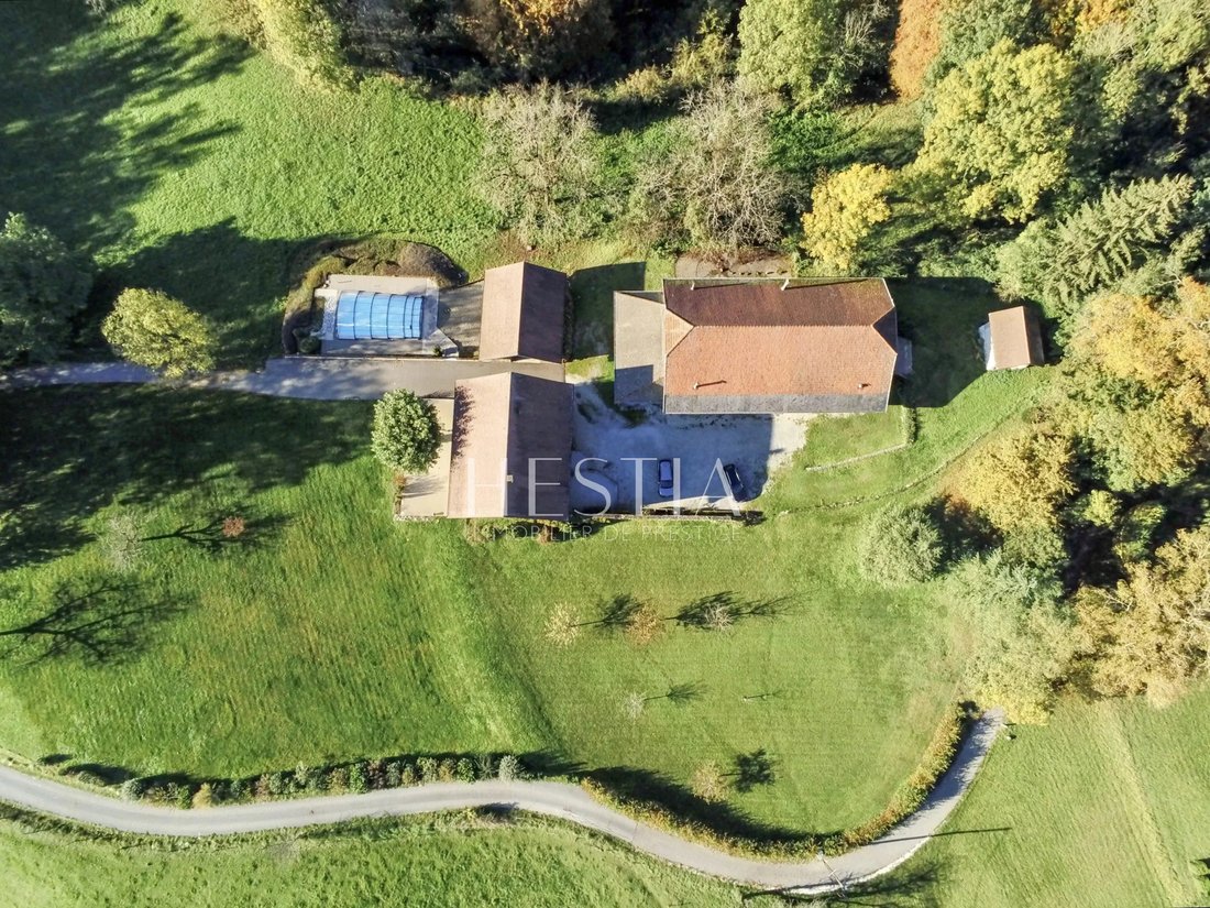 Annecy House In Annecy, Auvergne Rhône Alpes, France For Sale (14847584)