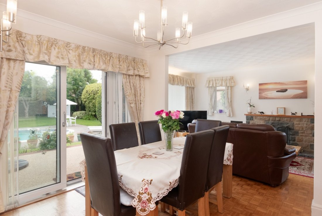 Bungalow in England 5 - 14850839