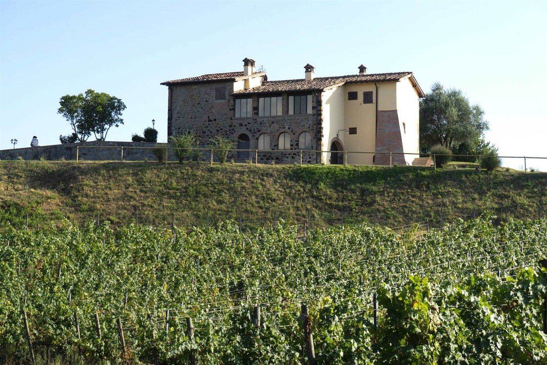 Villa in San Giovanni Valdarno, Tuscany, Italy 4 - 14848046