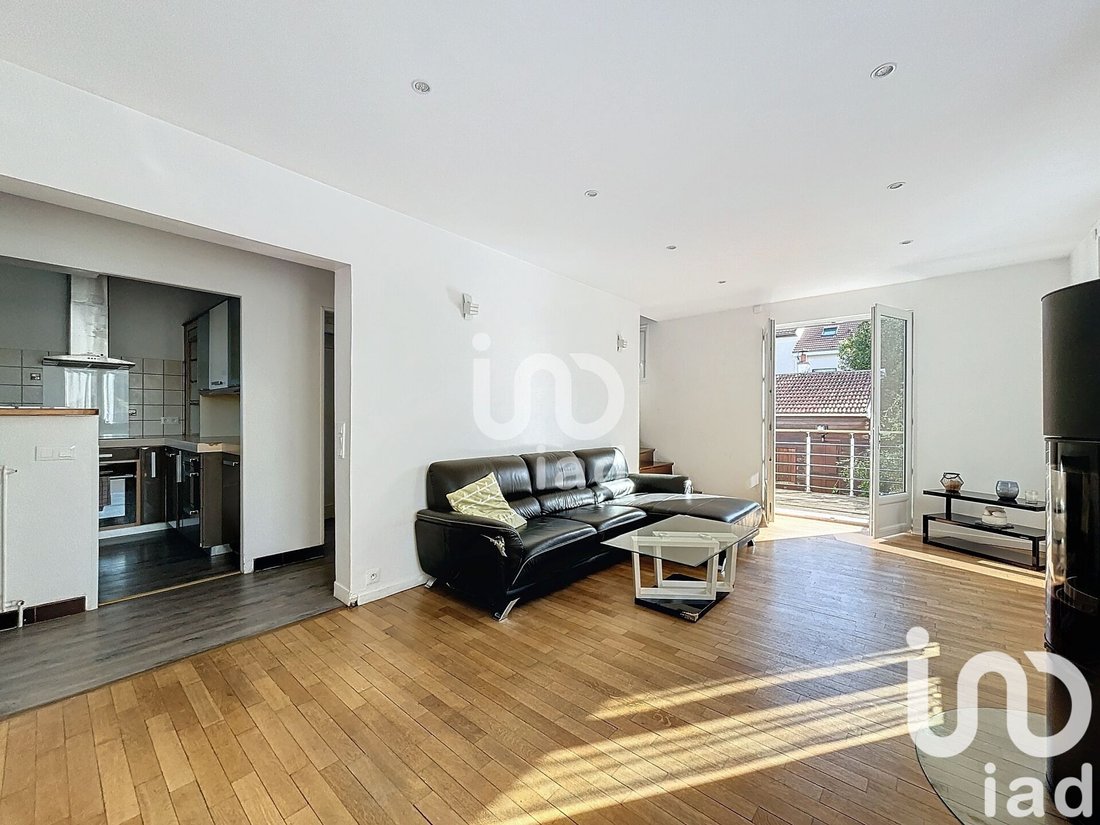 Vente Maison/Villa 7 Pièces In Sartrouville, île De France, France For