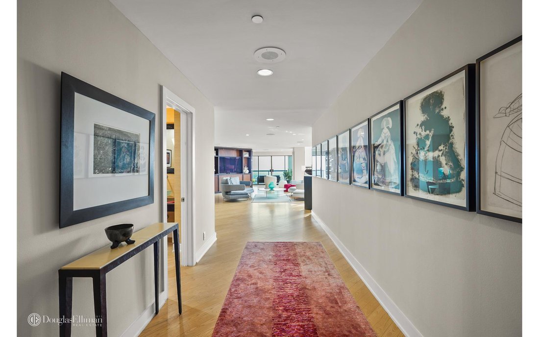 Condo Los Angeles In Los Angeles, California, United States For Sale