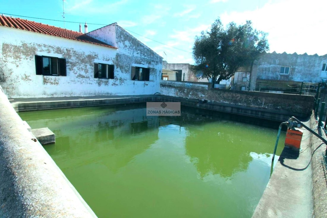 Joint Sale Of 2 Mixed Buildings In Lagos In Lagos, Algarve, Portugal