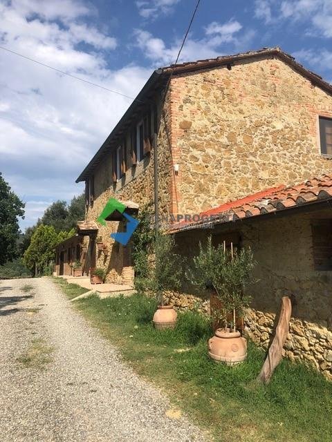 Country House in San Gimignano, Tuscany, Italy 2 - 14848376