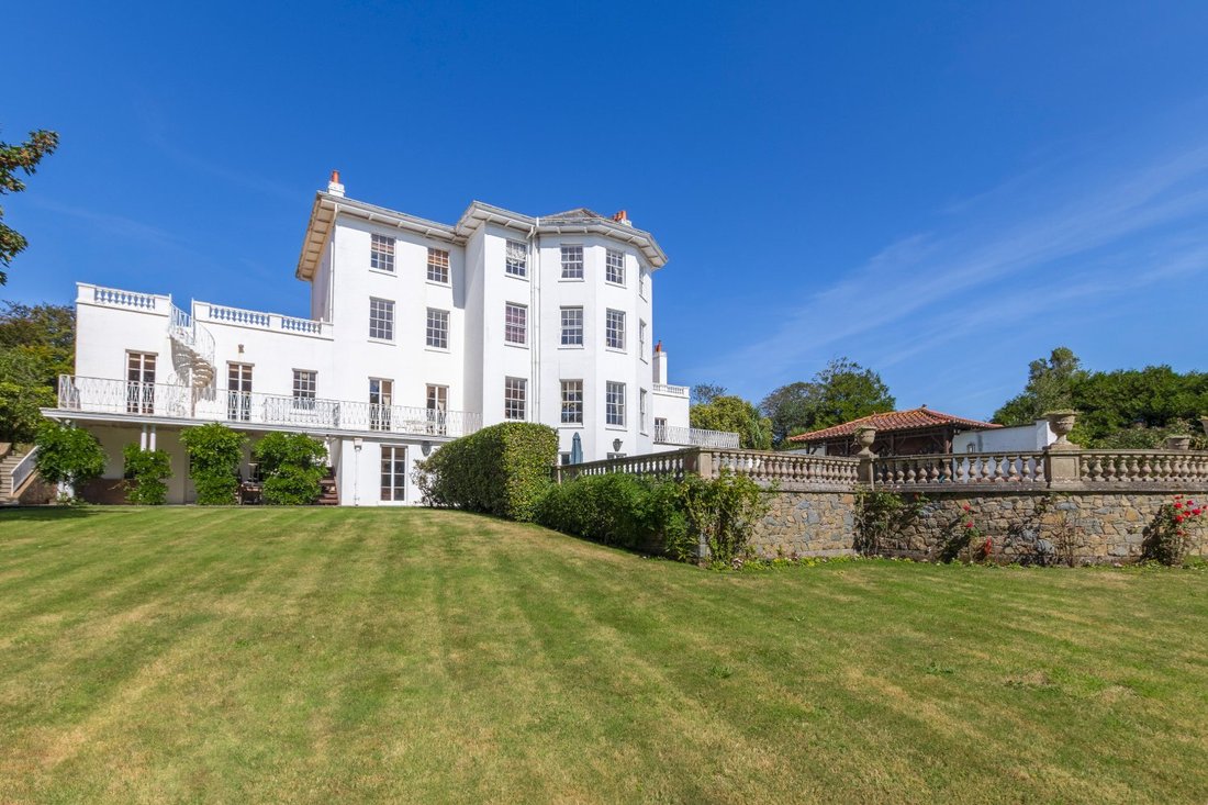 House in England 1 - 14850782