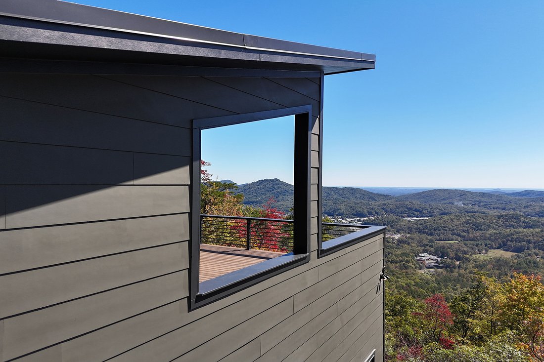 Stunning New Construction Home With In Clayton, United States