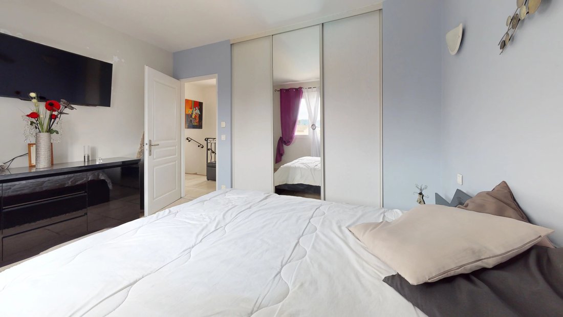Villa in Les Aspres-Plan Sarrain, Mouans-Sartoux, France 4 - 14458569