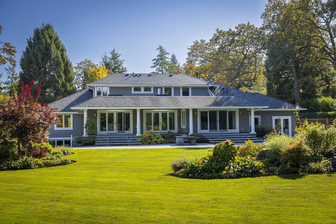 Uplands Home In Oak Bay, British Columbia, Canada For Sale