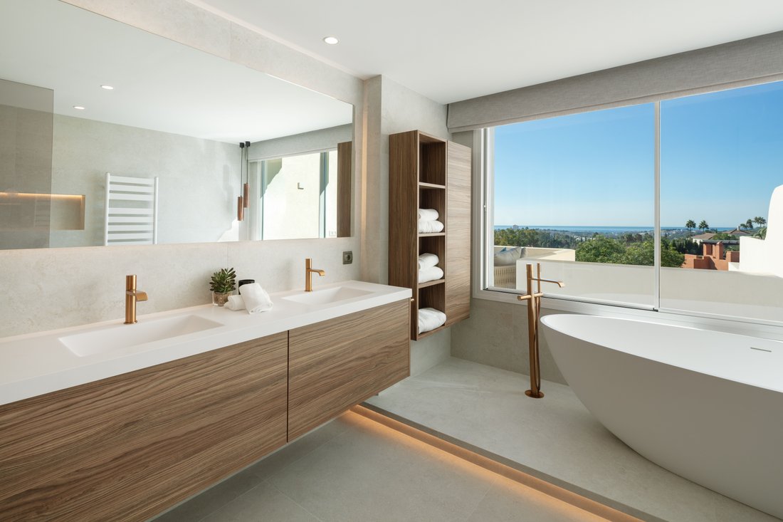 Apartment in Puerto Banus, Marbella, Spain 3 - 14849710