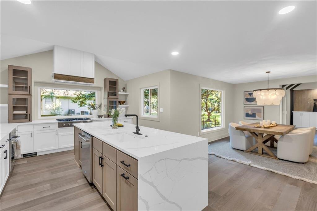 Residential Leawood In Leawood, Kansas, United States For Sale (14848606)