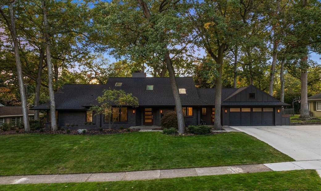 Residential East Grand Rapids In East Grand Rapids, Mi, United States