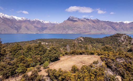 Land in Queenstown, Otago, New Zealand 1