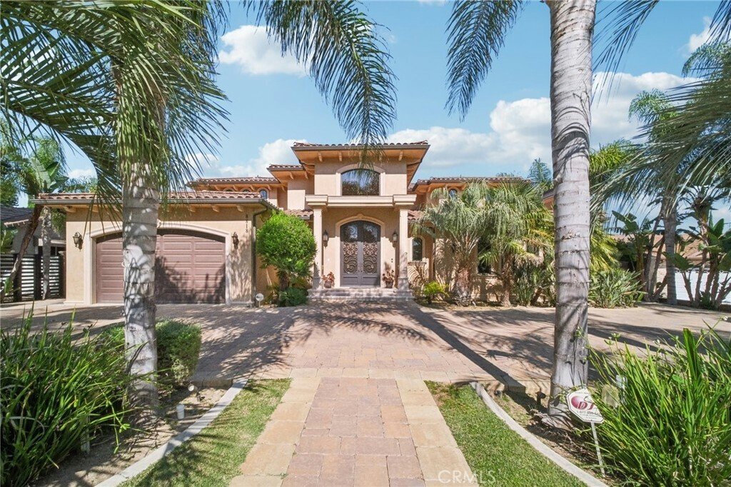 Custom Mediterranean Villa In In Los Angeles, California, United States