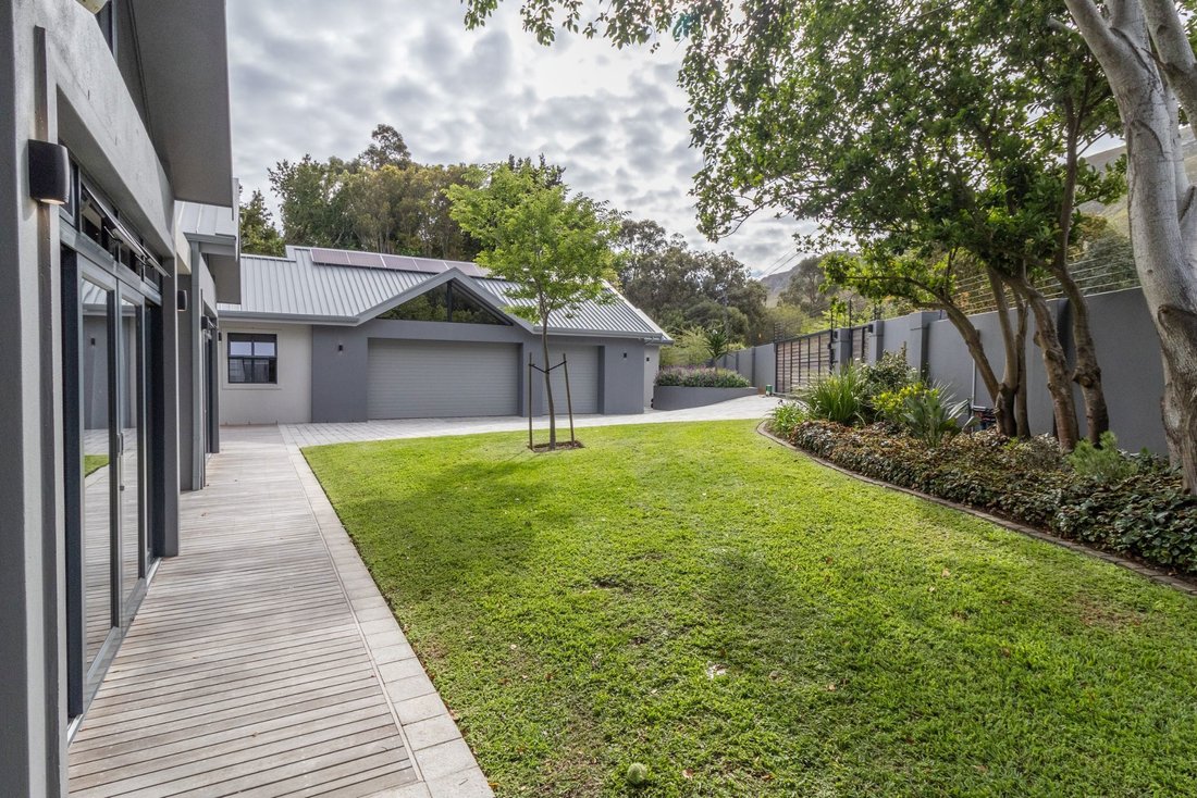 Stunning Family Home In Fernkloof. In Hermanus, Western Cape, South