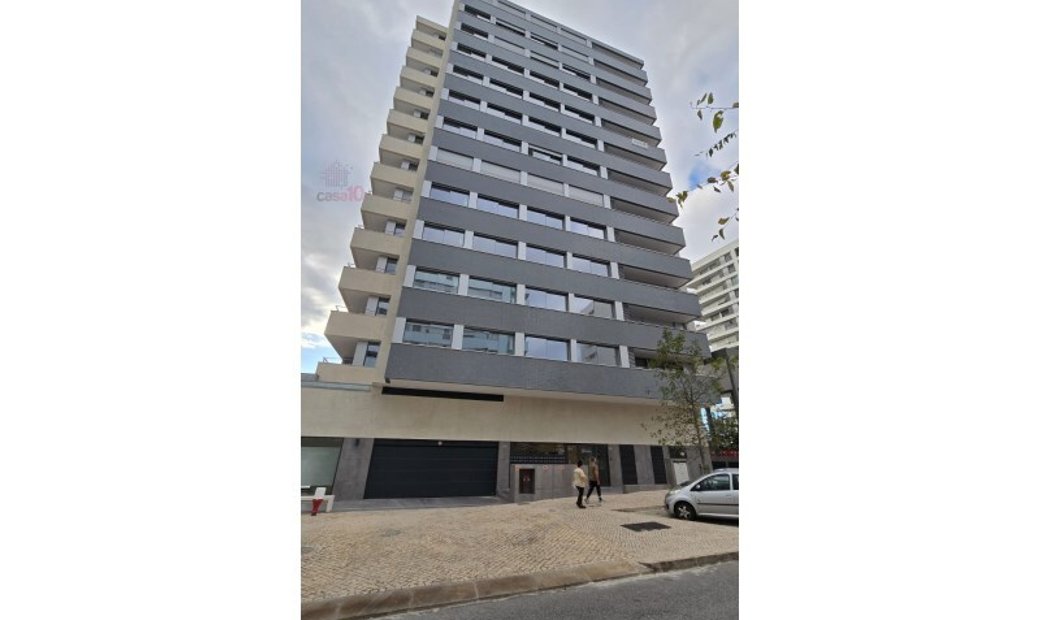 New Build 2 Bedroom Flat For Sale In Lumiar, Lisbon In Lisbon, Lisbon