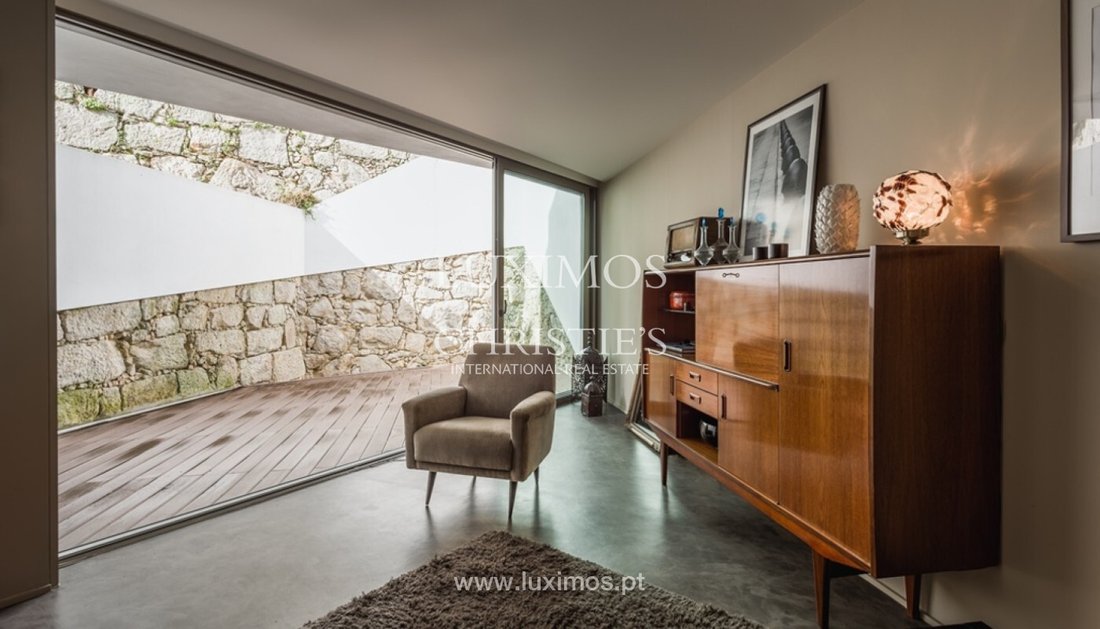 Villa in Lordelo do Ouro e Massarelos, Porto District, Portugal 1 - 13453129