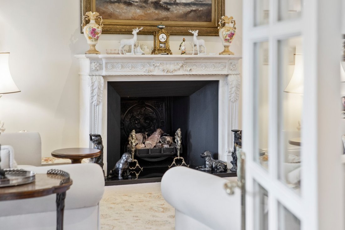 House in Brooklands, Elmbridge, England 3 - 14851130