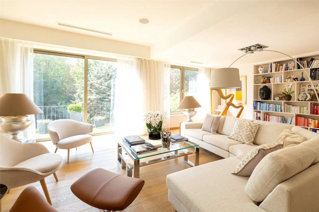 House in Little Venice, Westminster, England 3 - 14245617
