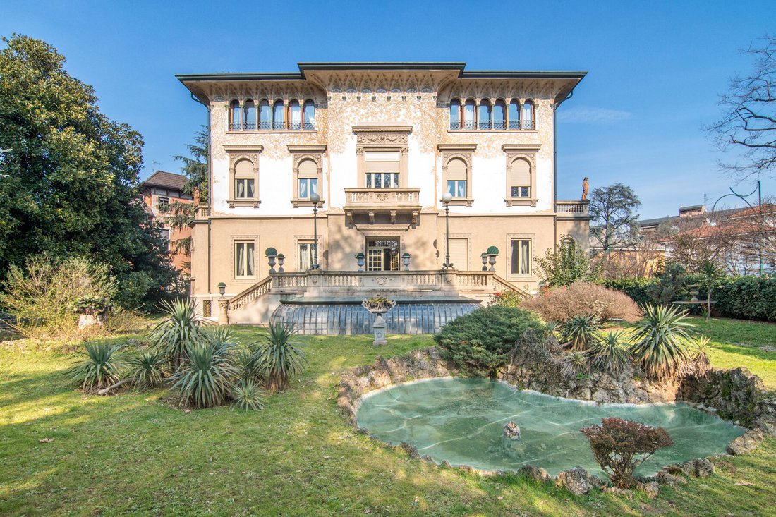 House in Cusano Milanino, Lombardy, Italy 1 - 14850901