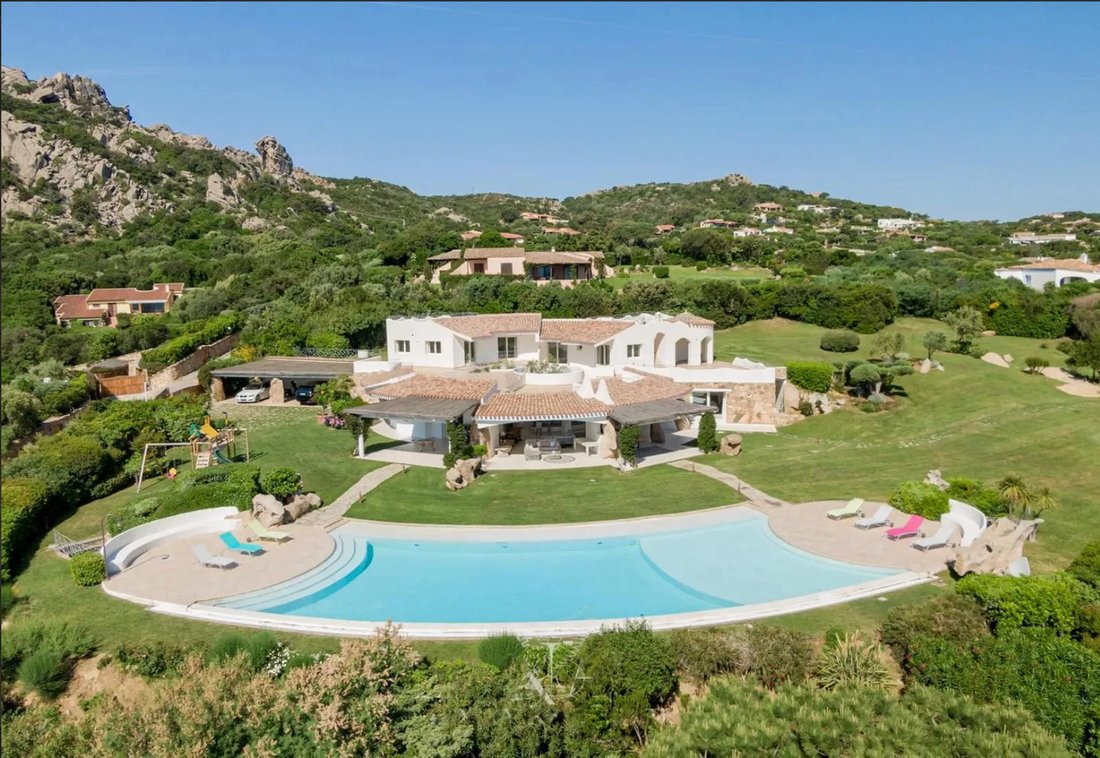 Villa in Palau, Sardinia, Italy 1 - 13838514