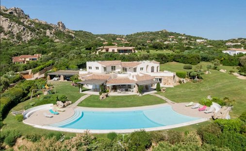 Villa in Punta Sardegna, Sardinia, Italy 1