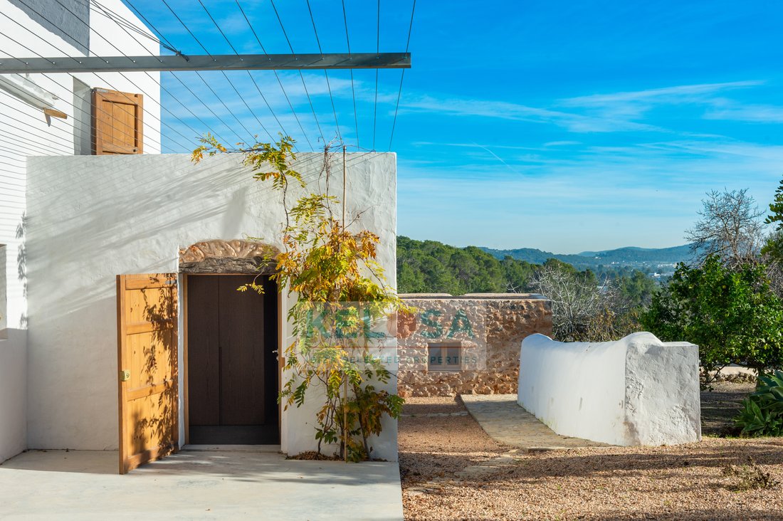 Finca in Sant Rafel de sa Creu, Sant Antoni de Portmany, Balearic Islands 4 - 14851144