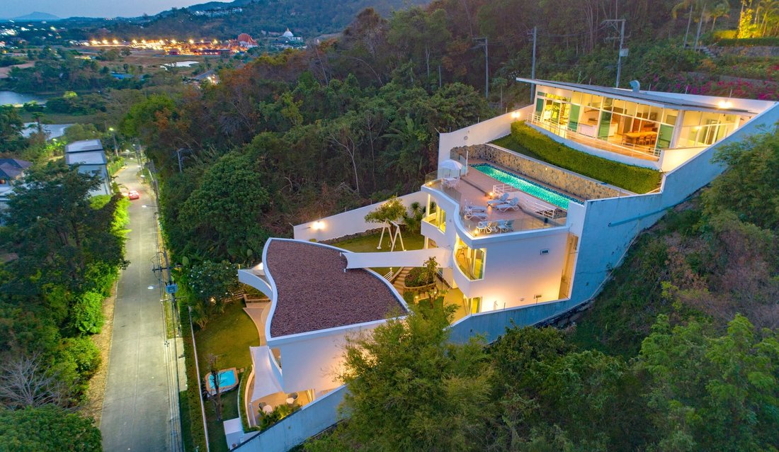 Luxury 6 Bedroom Sea View Villa for Sale in Chalong