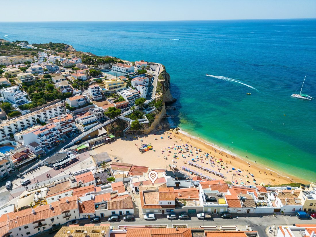Villa in Carvoeiro, Algarve, Portugal 4 - 14852299