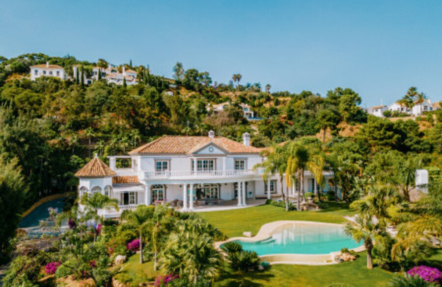 Villa in La Zagaleta, Benahavis, Andalusia 1 - 14853105
