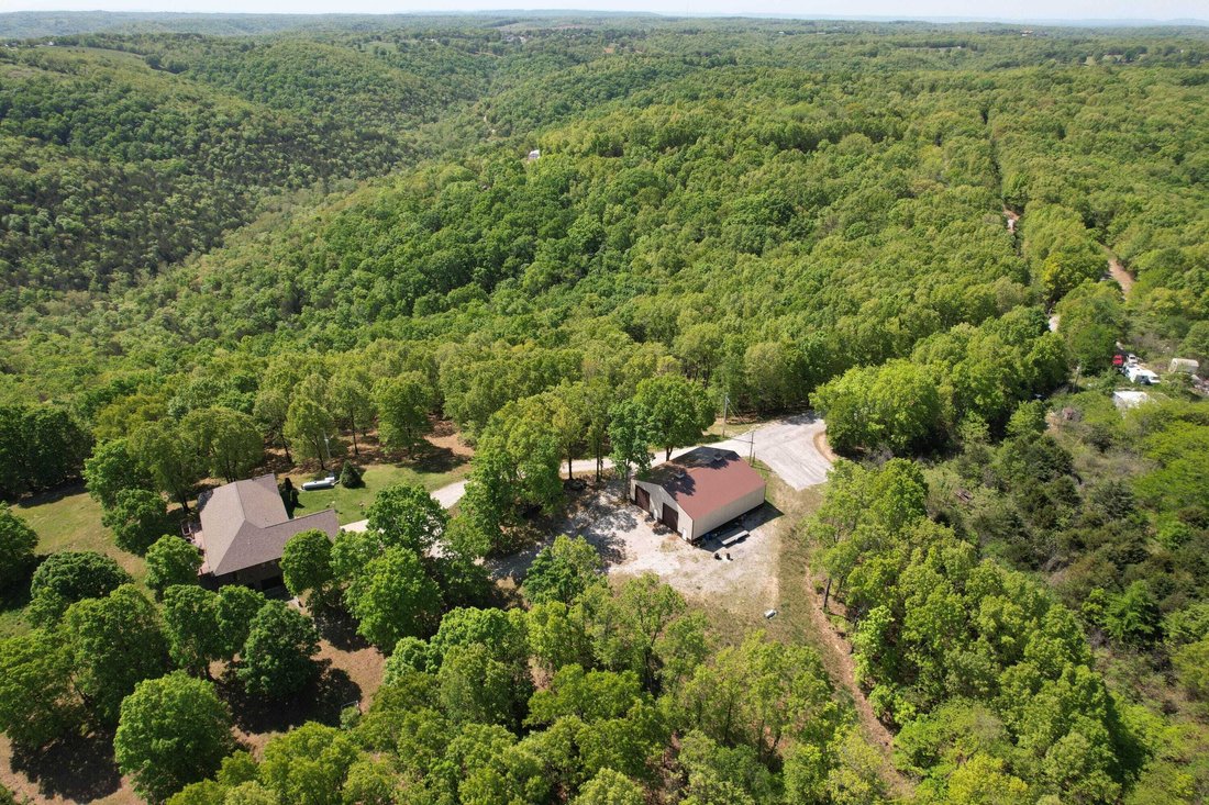 Ozark Mountain Estate With 80 Acres In Ridgedale, Missouri, United