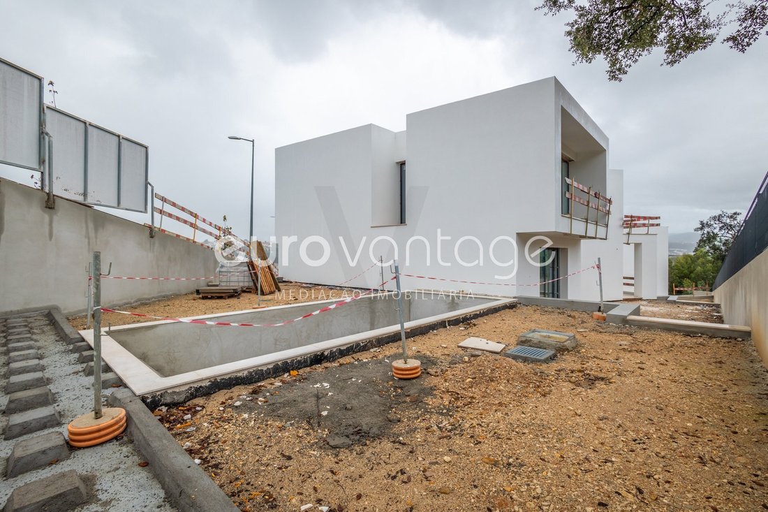 Leiria Town House In Leiria, Leiria District, Portugal For Sale (14852930)