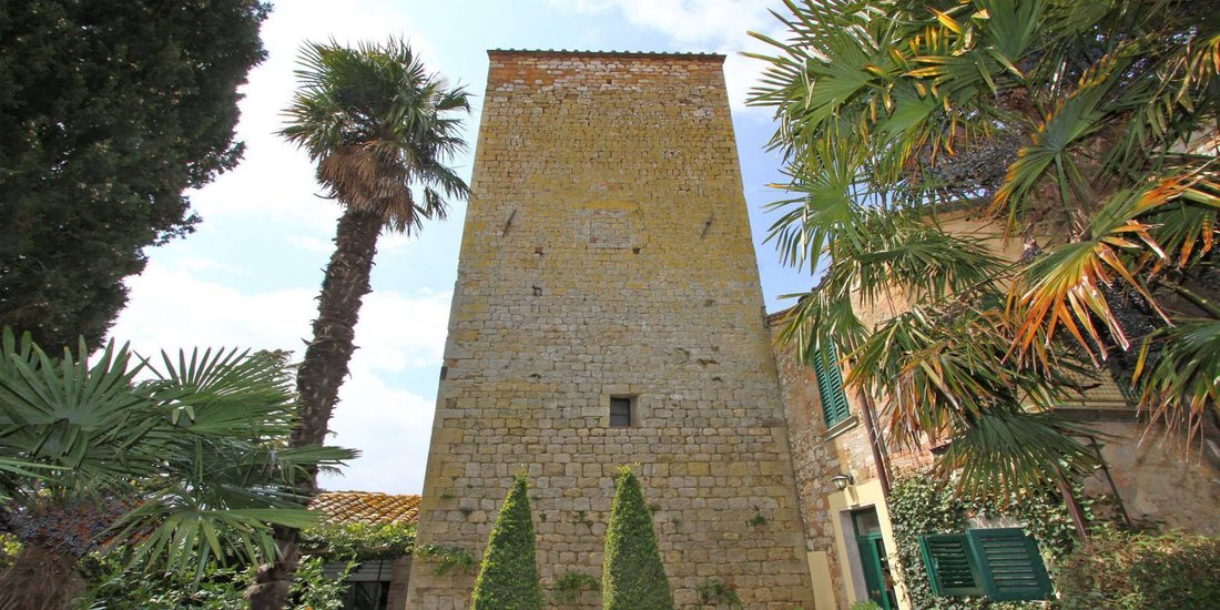 Villa en Montefollonico, Toscana, Italia 1 - 14854331