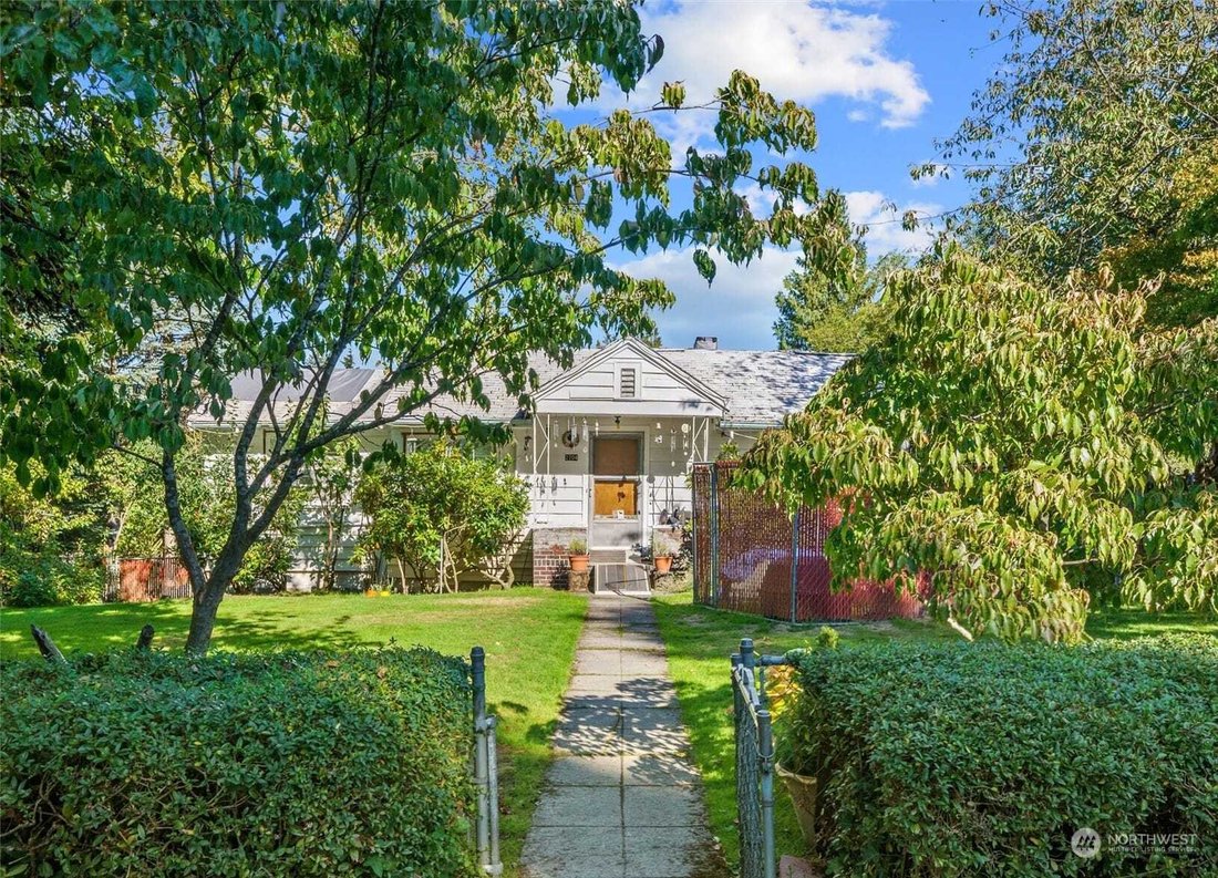 Single Family For Sale In Seattle In Seattle, Washington, United States