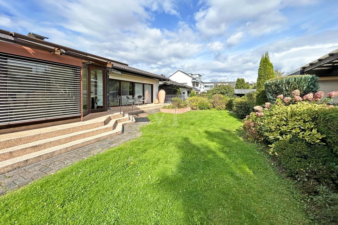 Spacious Bungalow In A Popular Area In Bonn, North Rhine Westphalia