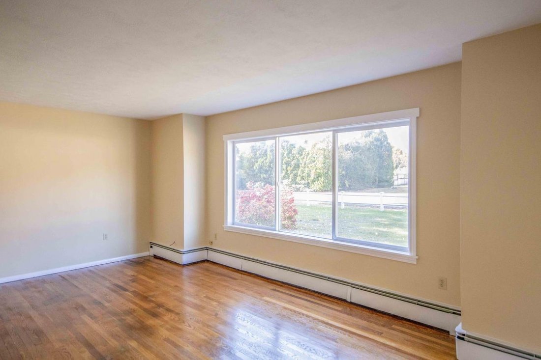 Multi Family Home In Wells, Maine, United States For Sale (14855608)