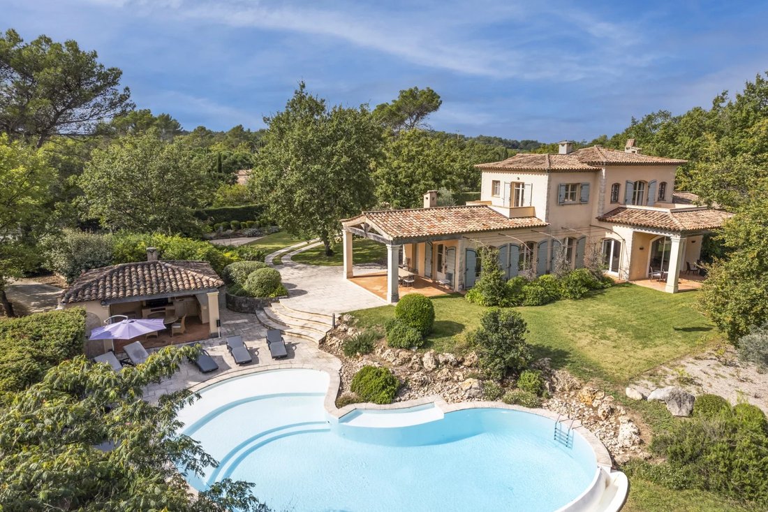 Villa in Tourrettes, Provence-Alpes-Côte d'Azur, France 2 - 14855351
