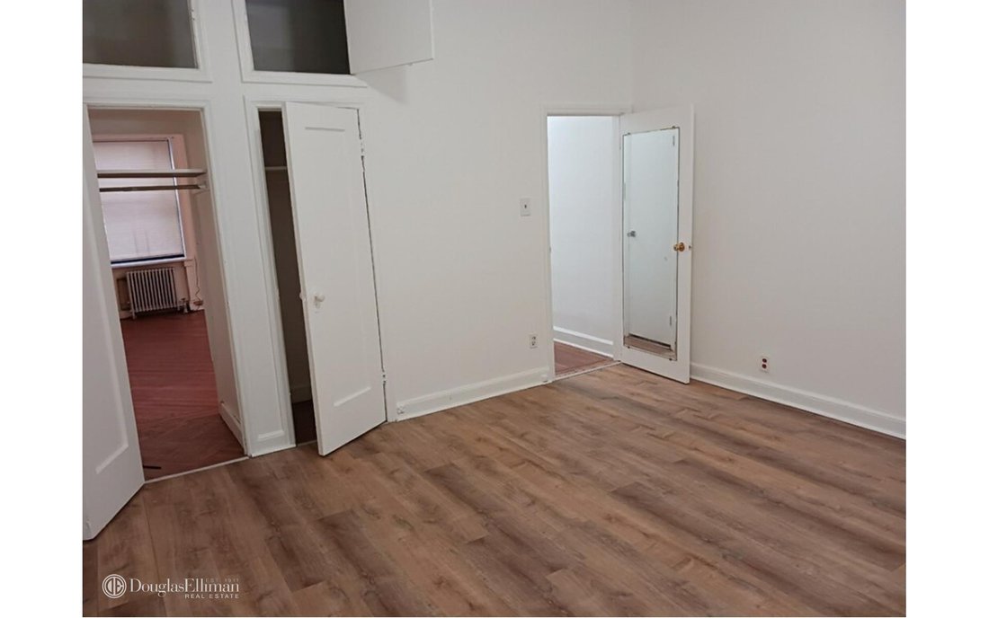 Rental Brooklyn In New York, New York, United States For Rent (14852645)