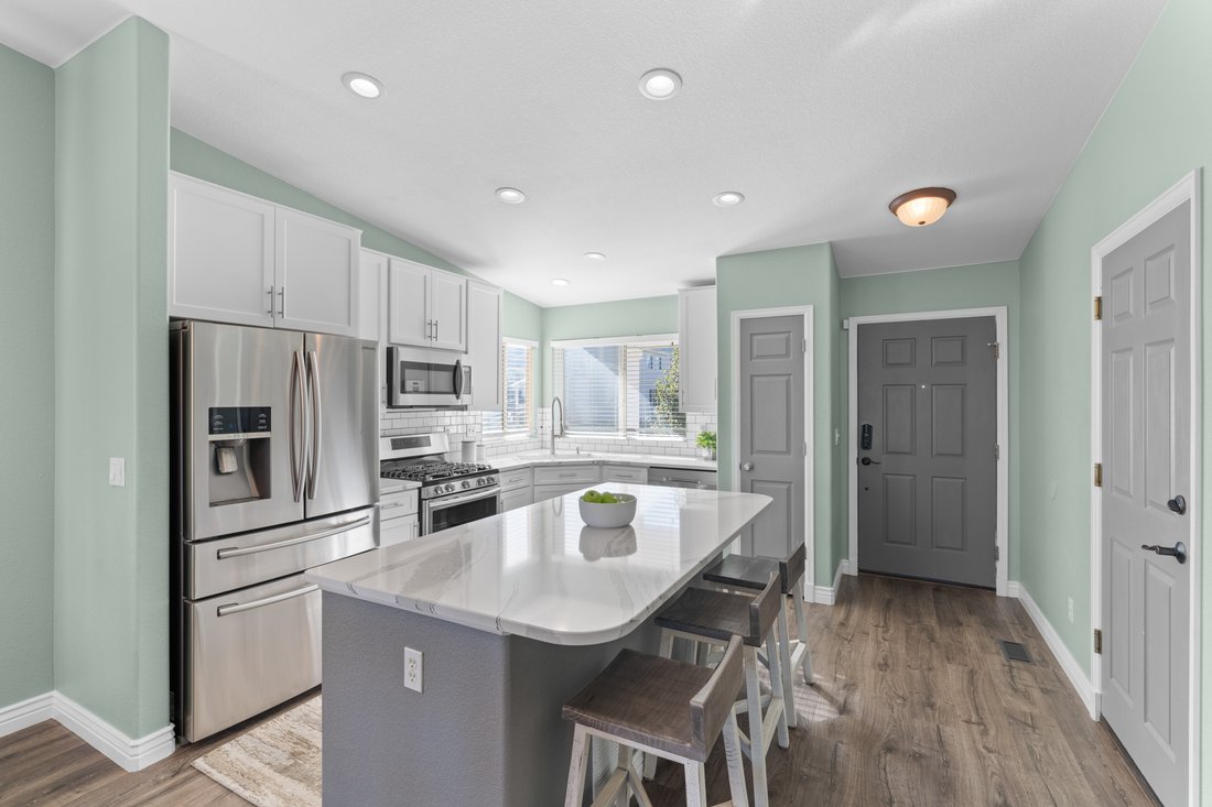 Updated Home Offers Modern Appeal In Roxborough Park, Colorado, United