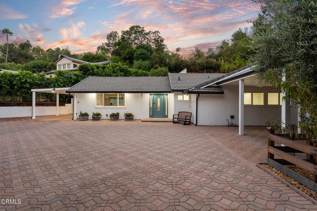 Private Single Story Compound In Los Angeles, California, United States