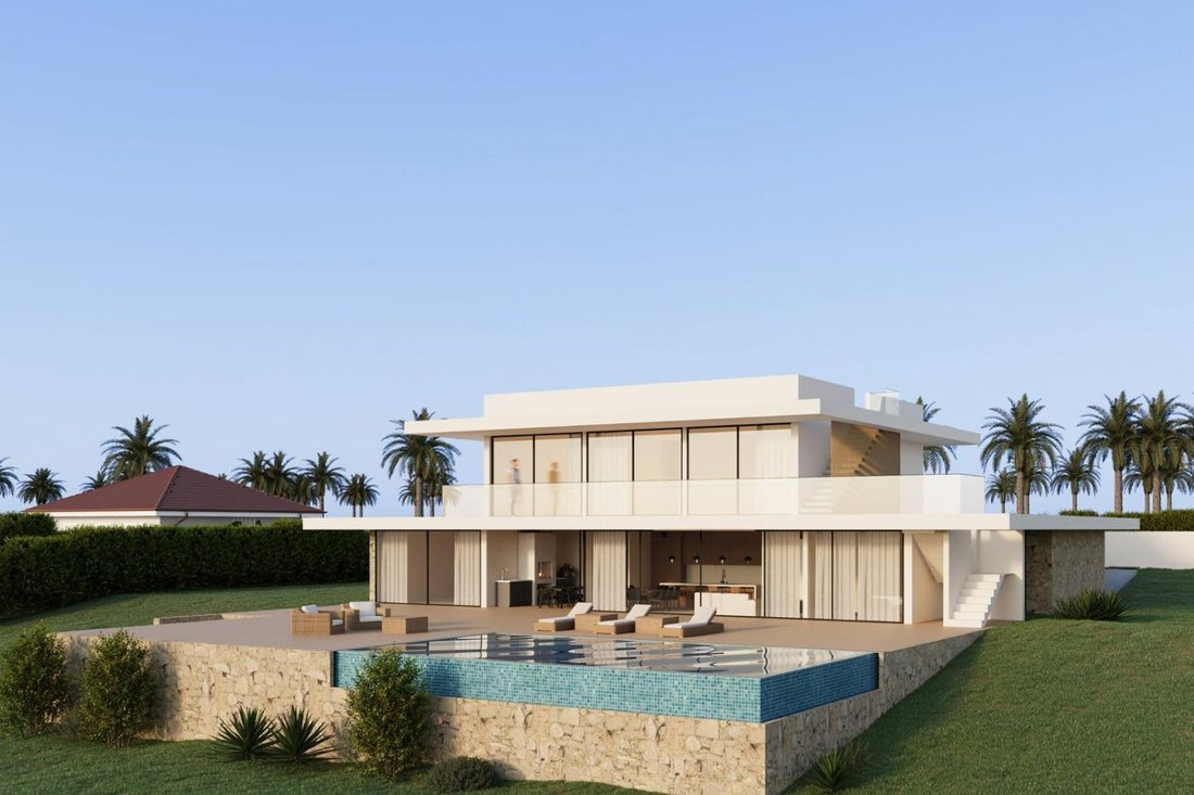 Lagos Villa In Luz, Algarve, Portugal For Sale (14851730)
