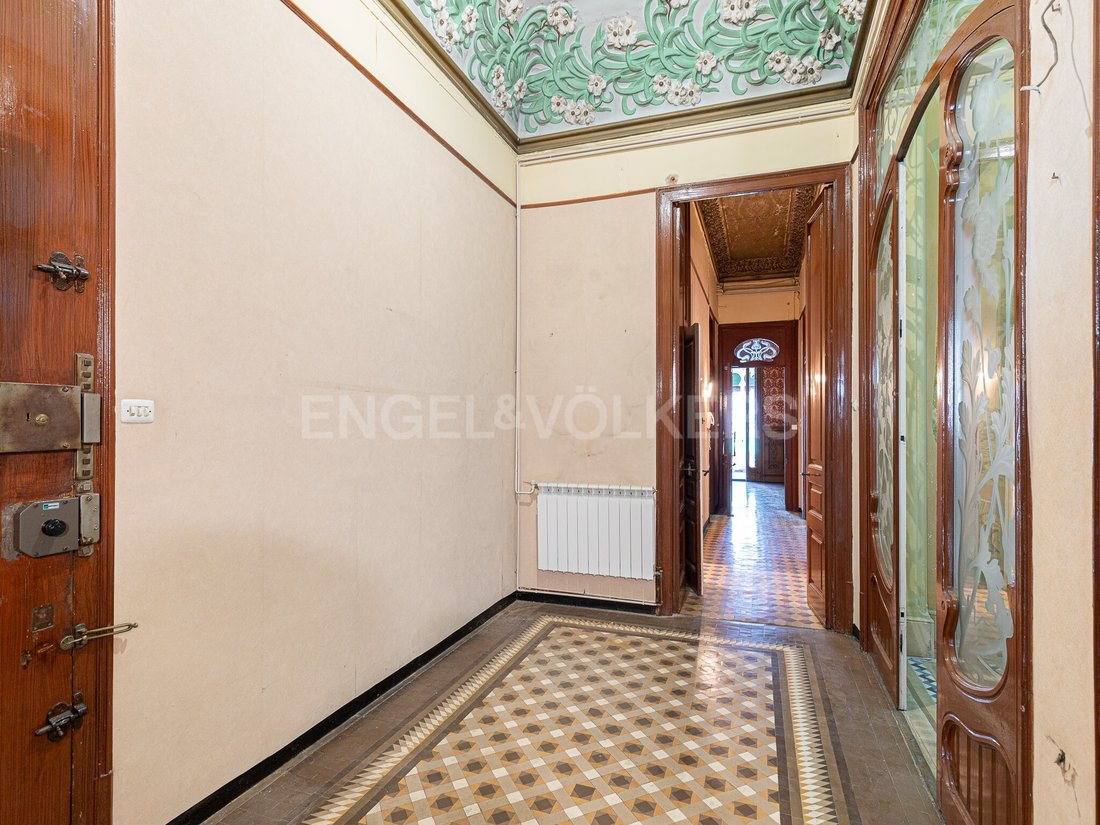 Architectural Jewel In El Born In Barcelona, Catalonia, Spain For Sale