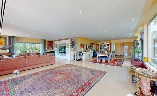 Villa in Lagoa e Carvoeiro, Algarve, Portugal 1