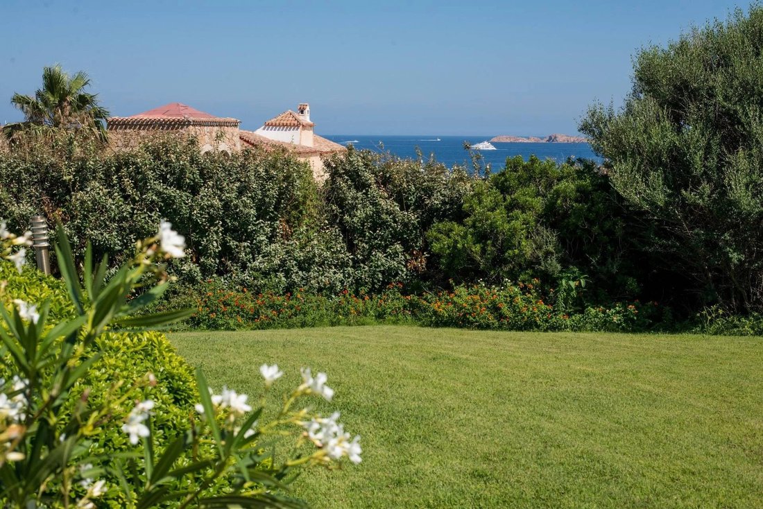 House in Cala Granu - Cala del Faro, Arzachena, Italy 1 - 14855060