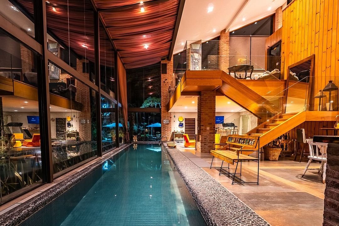 Luxurious House In A Private Condominium Campos In Campos Do Jordão