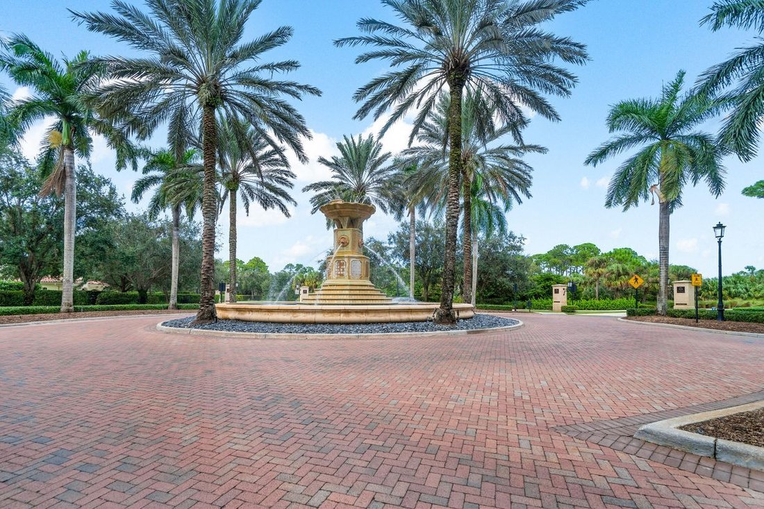 12133 Plantation Way , Palm Beach In Palm Beach Gardens, Florida