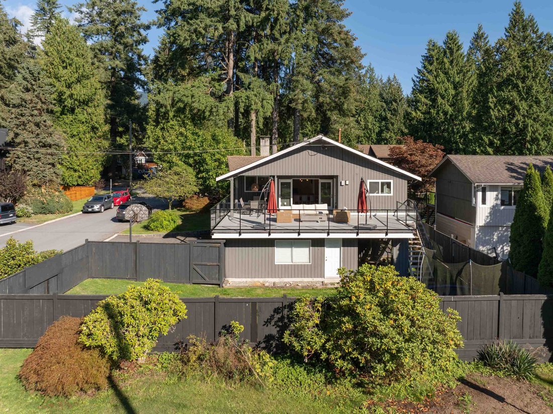 North Vancouver Residential In North Vancouver, British Columbia