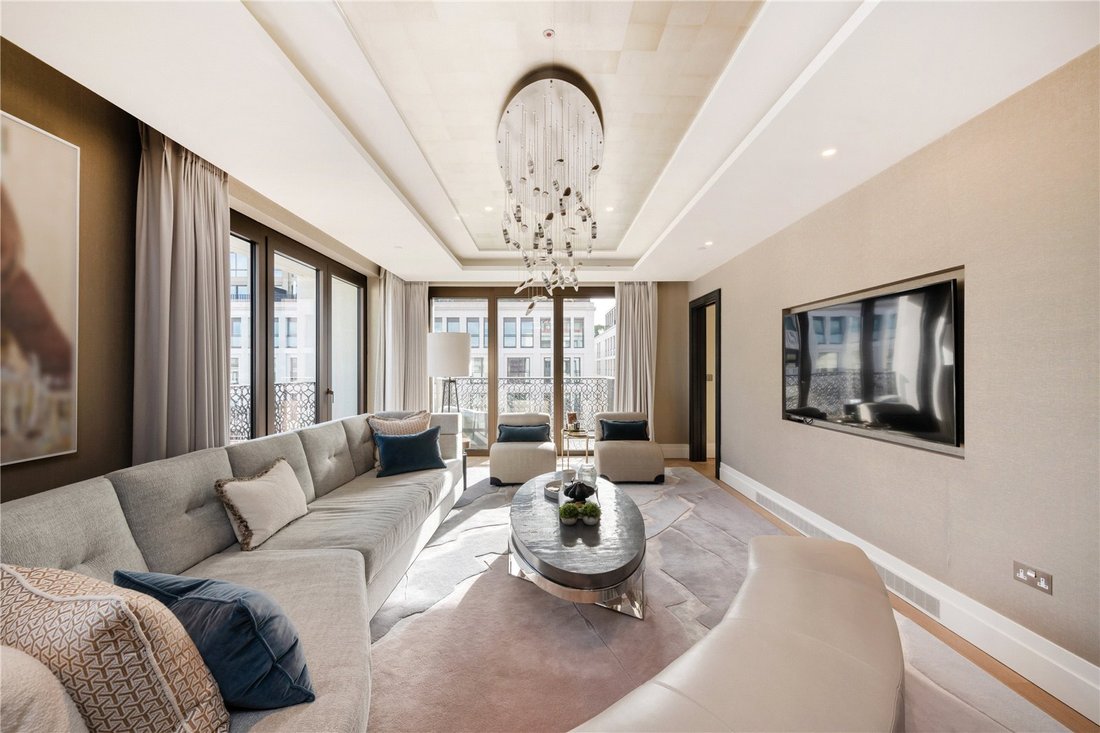Photo inspiration: Spacious Apartment In The Exclusive Chelsea In London England United Photo Inspiration