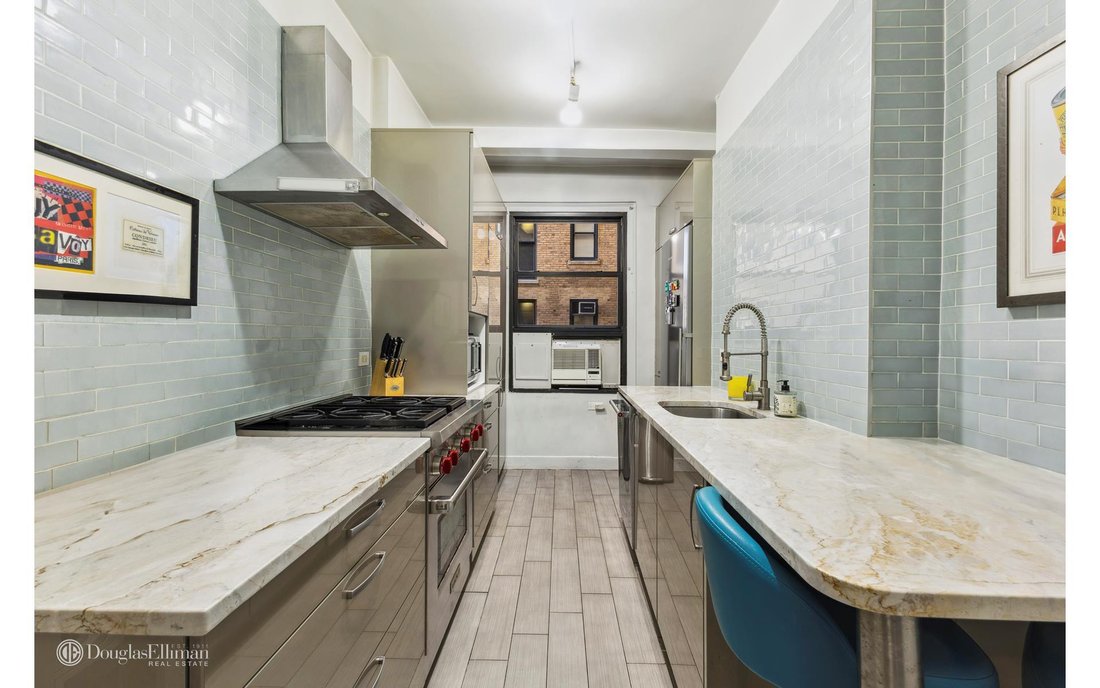 Coop New York In New York, New York, United States For Sale (14856749)