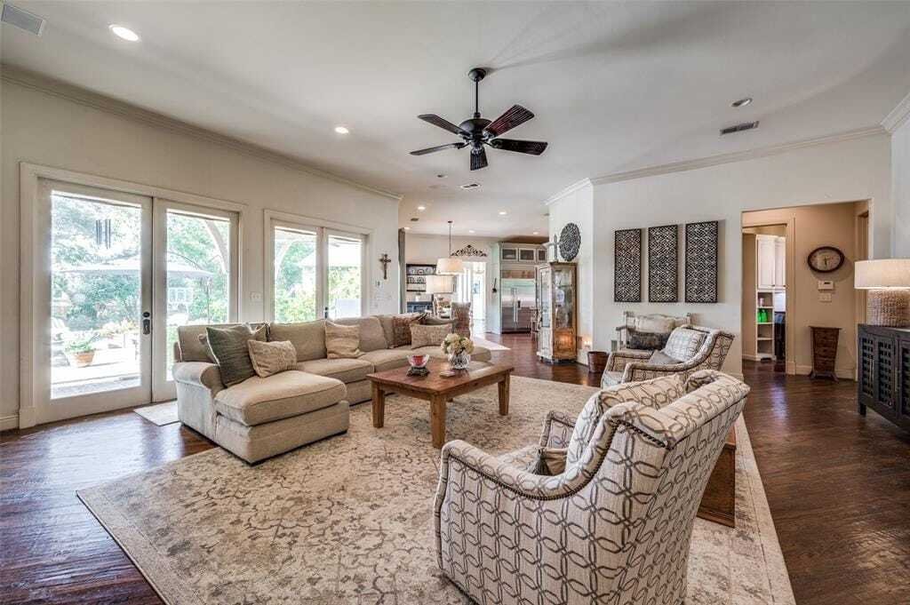 Custom Home In Sought After Highland Meadows In Prosper, Texas, United