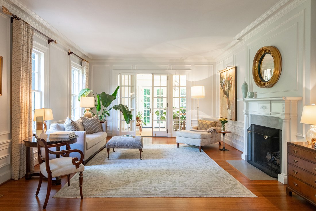 Historically Significant Jewel Box In Atlanta, Ga, United States For